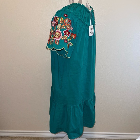 Bright Green Floral Embroidered Short Sleeve Tassel Tie Neck Flare Pocket Dress - Picture 9 of 17